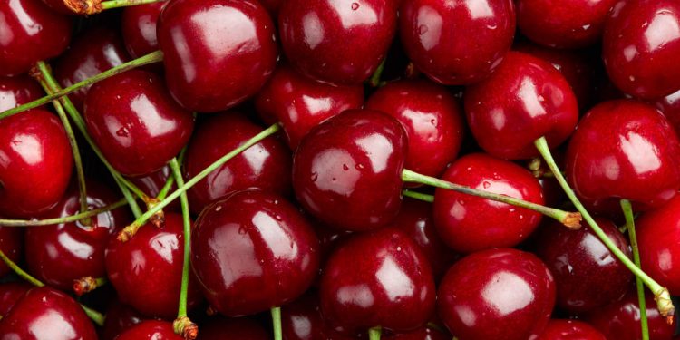 Health Gains Of Cherries for Healthy Heart and Weight Loss