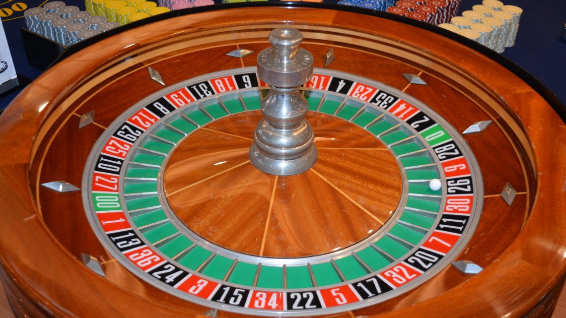 Casino Games with the Best Odds: Blackjack, Baccarat, and Roulette
